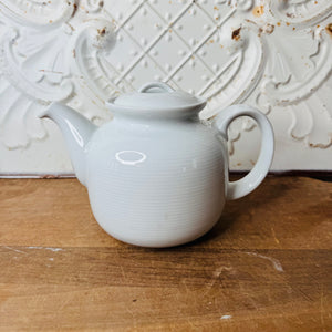 VINTAGE THOMAS GERMANY WHITE PORCELAIN TEAPOT #1