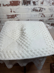 HANDMADE KNIT CROCHET DRESS BUREAU RUNNER SCARF
