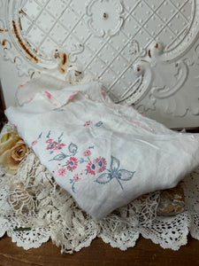 EMBROIDERED VINTAGE FLORAL RUNNER #2