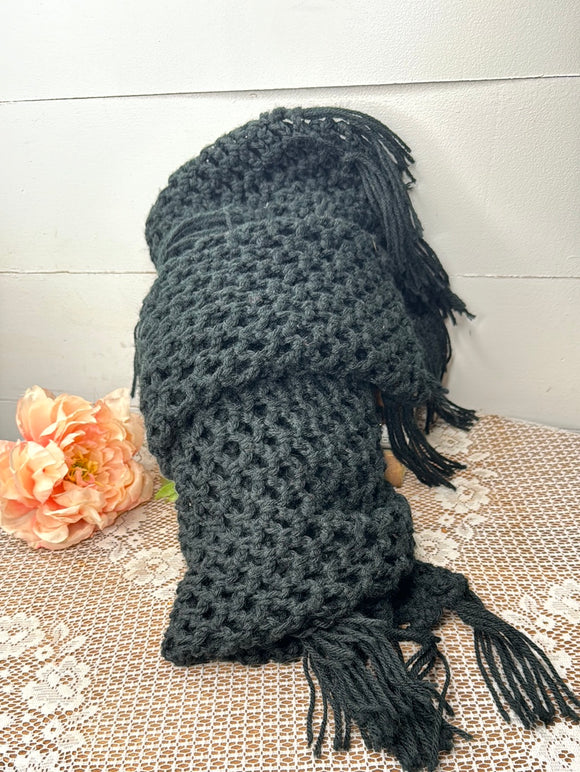 BLACK HANDKNIT CHAIR COVER / SCARF