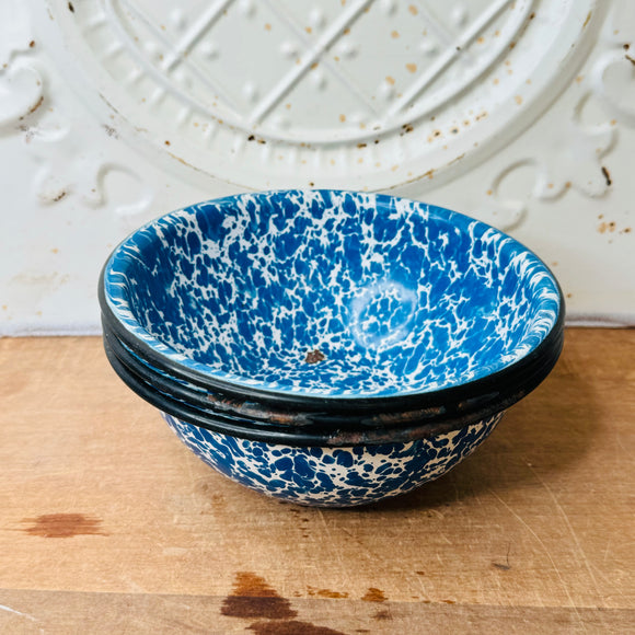 SET OF 3 BLUE VINTAGE SPLATTERWARE BOWLS