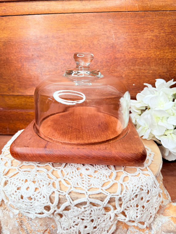 VINTAGE SQUARE WOODEN CHEESE PLATE AND CLOCHE