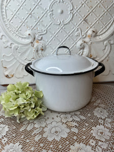 LARGE ENAMEL BLACK AND WHITE VINTAGE POT AND TOP