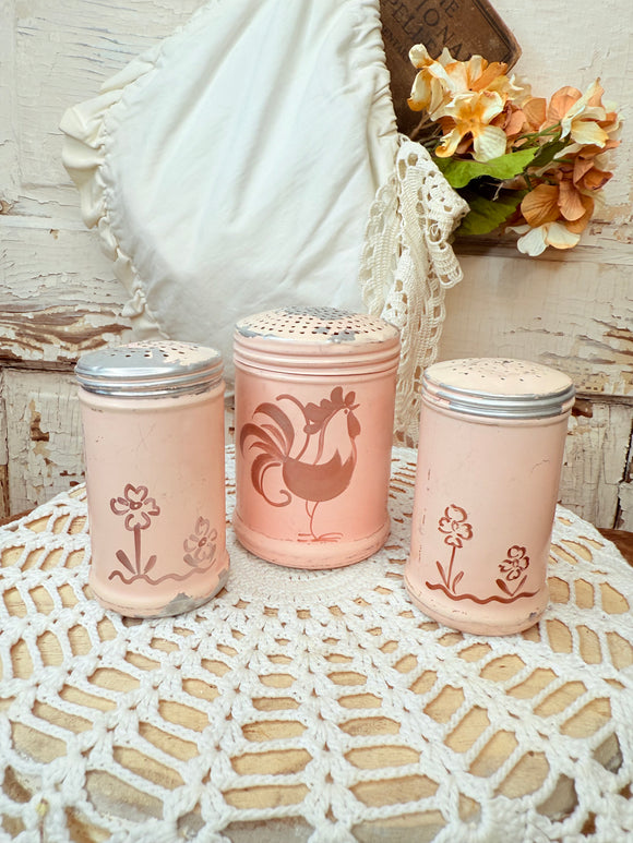 VINTAGE PRIMITIVE TIN 3 PIECE SHAKER SET