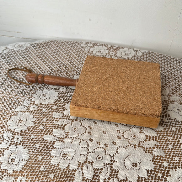 WOODEN HANDLED CORK DECOR