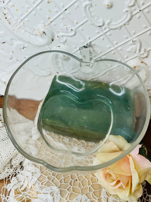 LARGE VINTAGE APPLE GLASS DISH