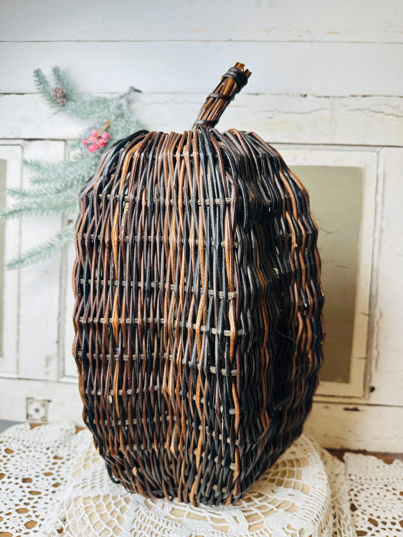 LARGE WICKER PUMPKIN DECOR