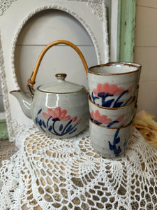 ASIAN STONEWARE VINTAGE TEAPOT AND 2 MUGS