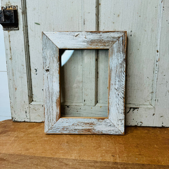 CHIPPY SHABBY CHIC VINTAGE WOODEN FRAME - 2 AVAILABLE