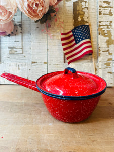 RED ENAMELWARE VINTAGE SPECKLED POT