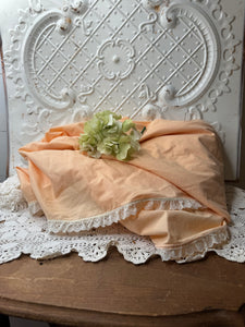 PEACH LACE TRIM TABLECLOTH