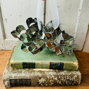 COOKIE CUTTER SET VINTAGE - SILVER RANDOM MIX