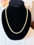 VINTAGE PEARL NECKLACE WITH METAL CLASP