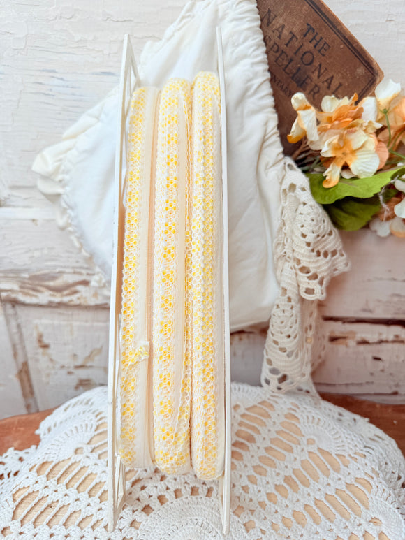 ANTIQUE LACE ENTIRE SPOOL #2 - 2 AVAILABLE