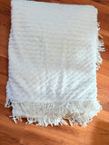 RARE DIAMOND WEAVE VINTAGE 110x82 CHENILLE FULL QUEEN BLANKET