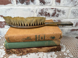 VICTORIAN COMB BRUSH