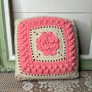 CROCHET GRANNY SQUARE PILLOW