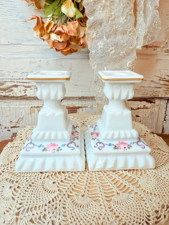 VINTAGE PAIR OF PAINTED MILK GLASS CANDLE HOLDERS
