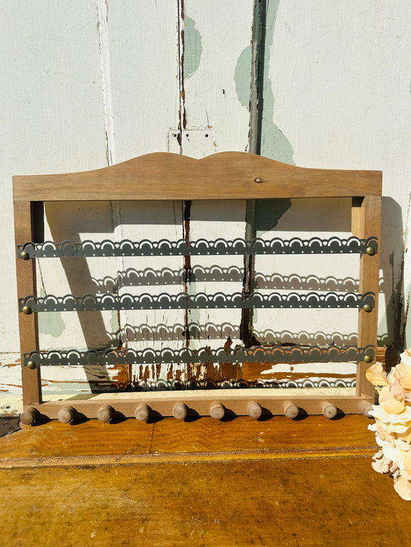 VINTAGE WOODEN JEWELRY RACK