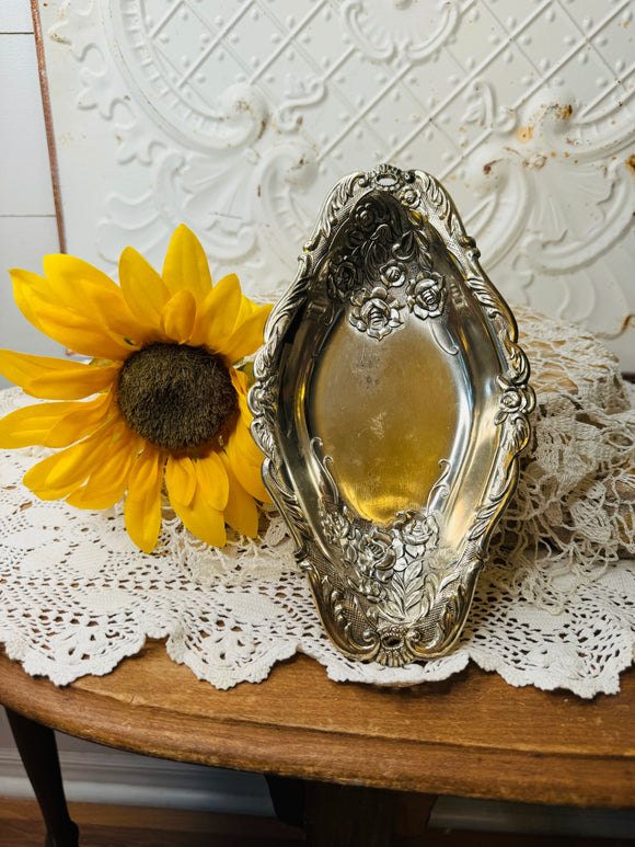 SILVER DETAILED VINTAGE OVAL DISH - 2 AVAILABLE