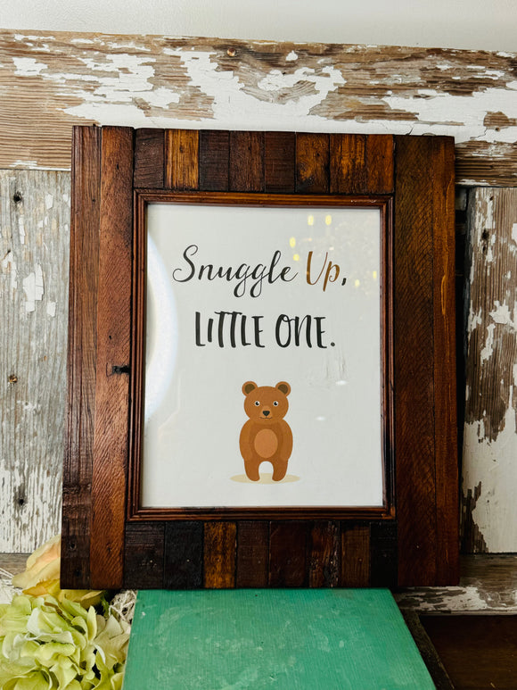 ADORABLE LARGE SOLID WOOD FRAME BEAR PICTURE