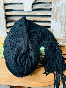 BLACK VINTAGE HAND KNIT SCARF #1