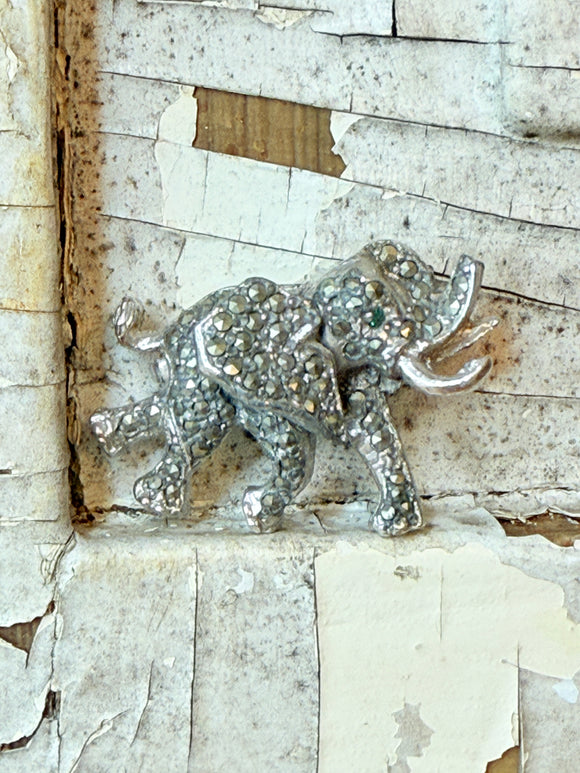 VINTAGE GEM ELEPHANT BROOCH