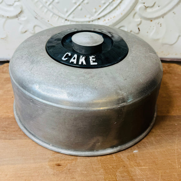VINTAGE ALUMINUM CAKE CLOCHE
