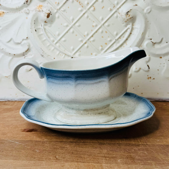 MIKASA GRAVY BOAT AND PLATE VINTAGE