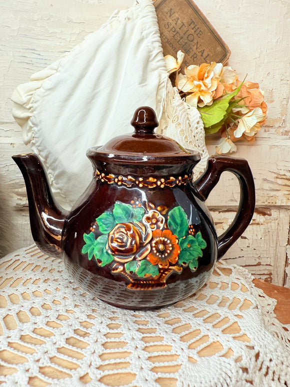 Amazing vintage hand, painted brown floral teapot ￼