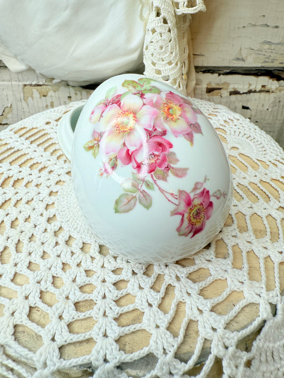 VINTAGE EGG SHAPED PINK FLORAL JEWELRY TRINKET BOX JAR