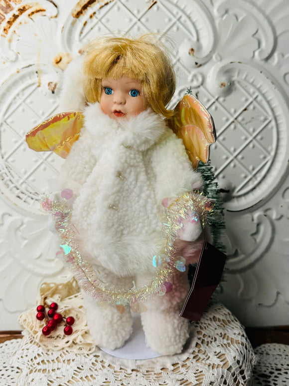 BABY DOLL ANGEL VINTAGE STATUETTE