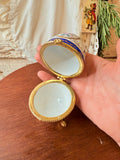 VINTAGE EGG SHAPED TRINKET BOX ON FEET ORNATE