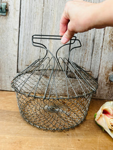 VINTAGE FRENCH WIRE EGG BASKET