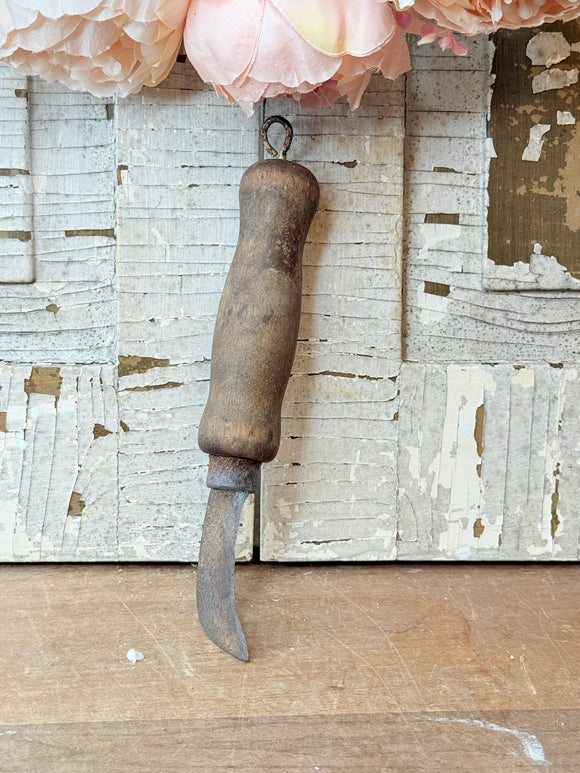 ANTIQUE CARPET KNIFE HORSE NAIL TRIMMER TOOL