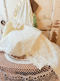 VINTAGE DAISY LACE RUNNER