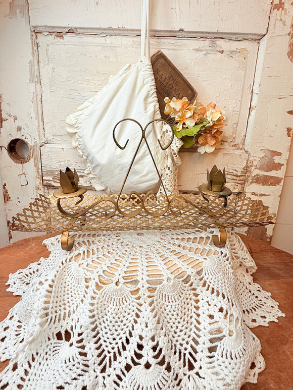 VINTAGE RUSTIC METAL CANDLESTICK HOLDER