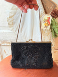 VINTAGE HOLLYWOOD BEADED ORNATE PURSE
