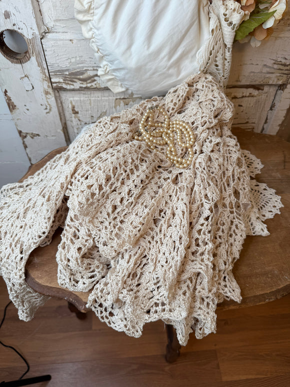 Antique handmade tablecloth ￼