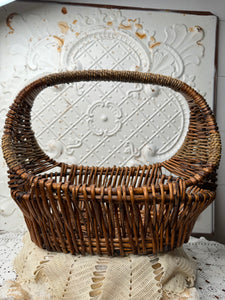 LARGE ORNATE WICKER BASKET VINTAGE