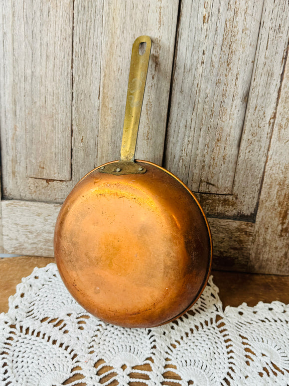COPPER AND BRASS ANTIQUE PAN