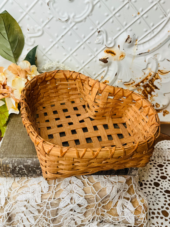 VINTAGE WICKER HEART BASKET #2