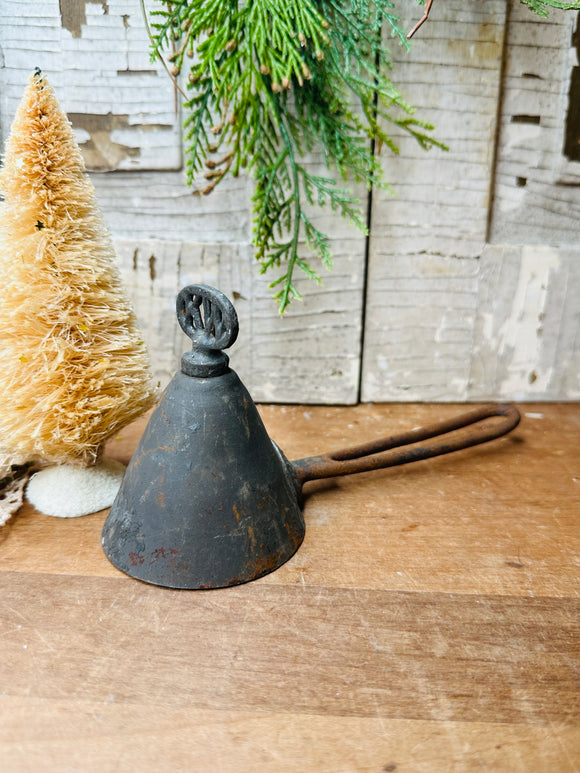 ANTIQUE CAST IRON ICE CREAM SNOW CONE SCOOP SHAPER