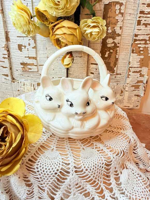 CUTE BUNNIES CERAMIC BASKET