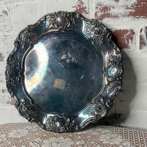 ORNATE SILVER PERFECTLY PATINAD DETAILED PLATE