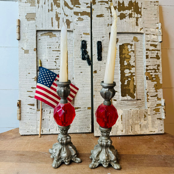 PAIR OF VINTAGE RED LUCITE AND BRASS HOLLYWOOD REGENCY CANDLE HOLDERS