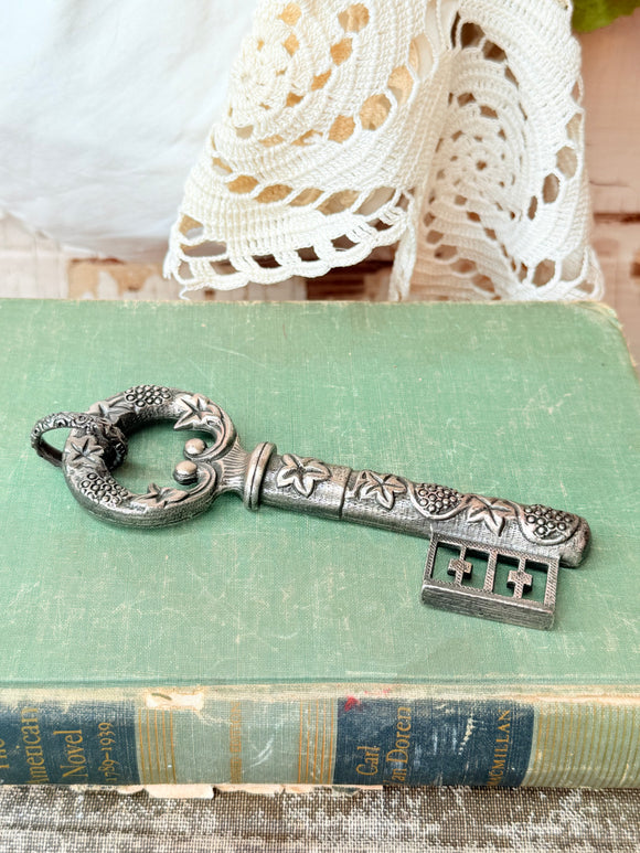 VINTAGE BOTTLE OPENER