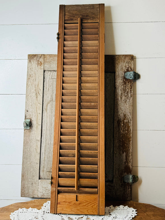 ANTIQUE PLANTATION WOOD LOUVER