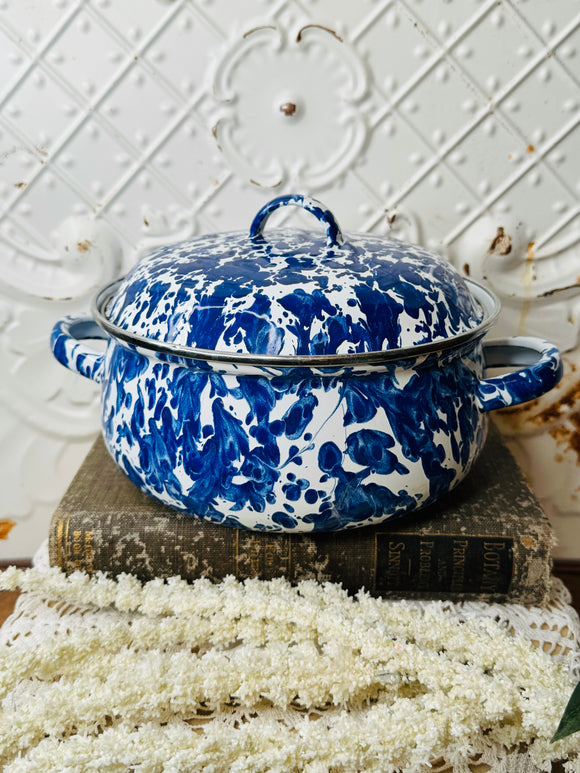 BLUE DRIP VINTAGE ENAMEL LIDDED POT