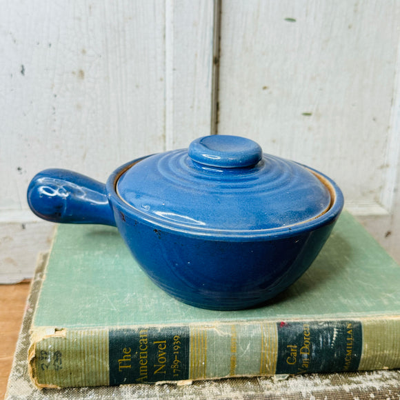 BLUE VINTAGE SMALL POTTERY COVERED BOWL